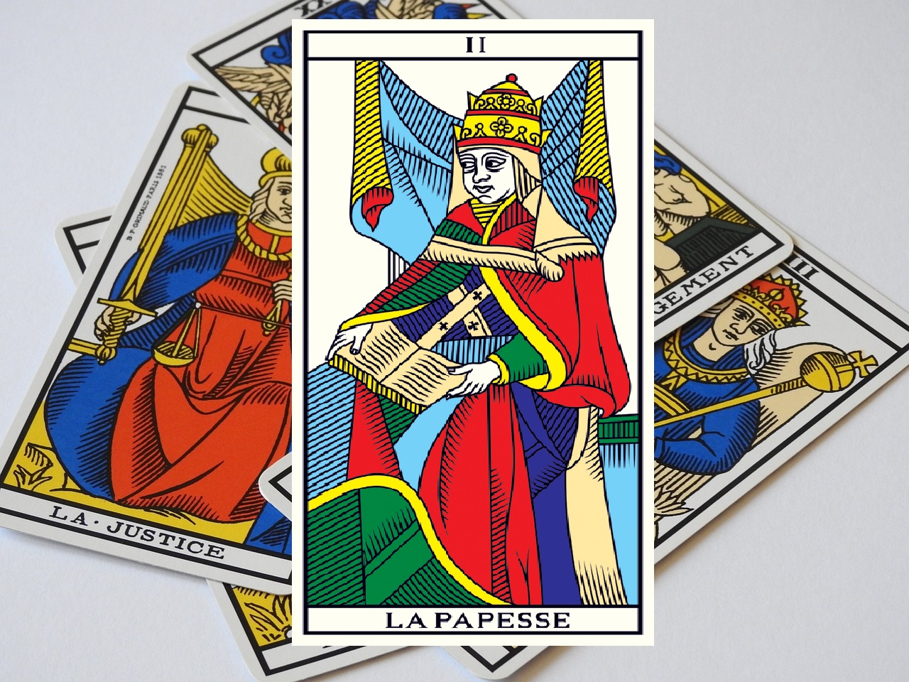 La Papesse Et Les Autres Lames La carte de la Papesse dans le tarot de Marseille : quelles interprétations