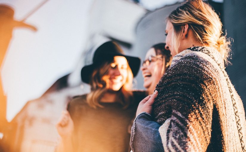 Rêver de rire (ou de voir quelqu’un rire) : quelle signification ?