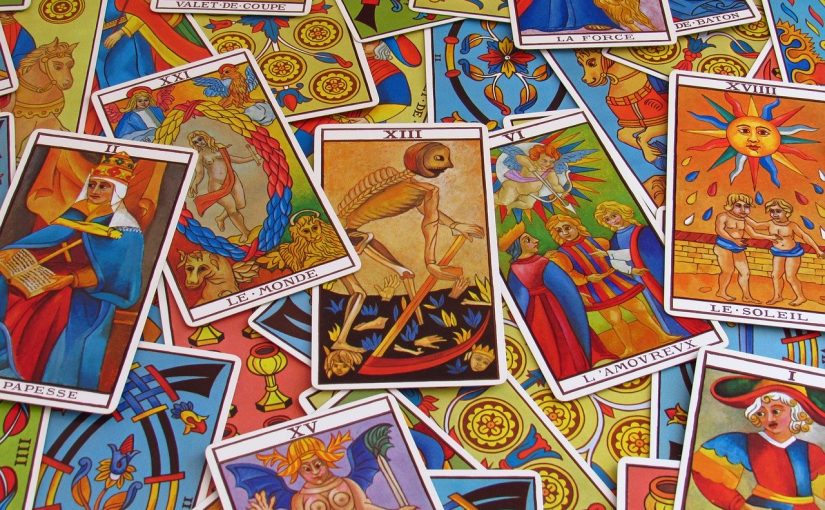 La carte du Monde dans le Tarot de Marseille : quelles interprétations ?