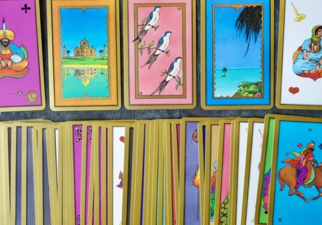 Le Tarot Persan : Histoire, Symbolique et Utilisations